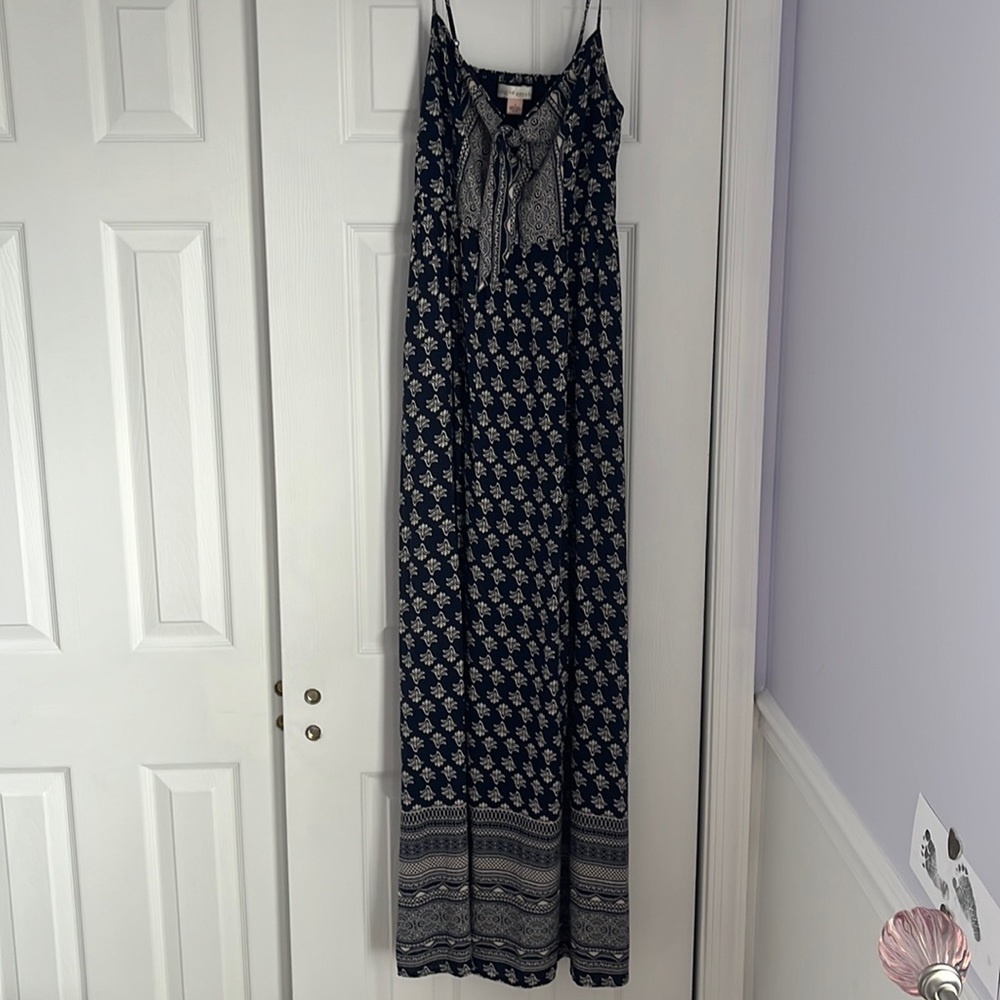 Maxi dress with pockets!